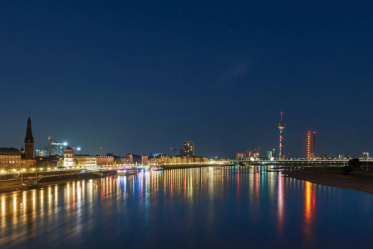 Düsseldorf city view