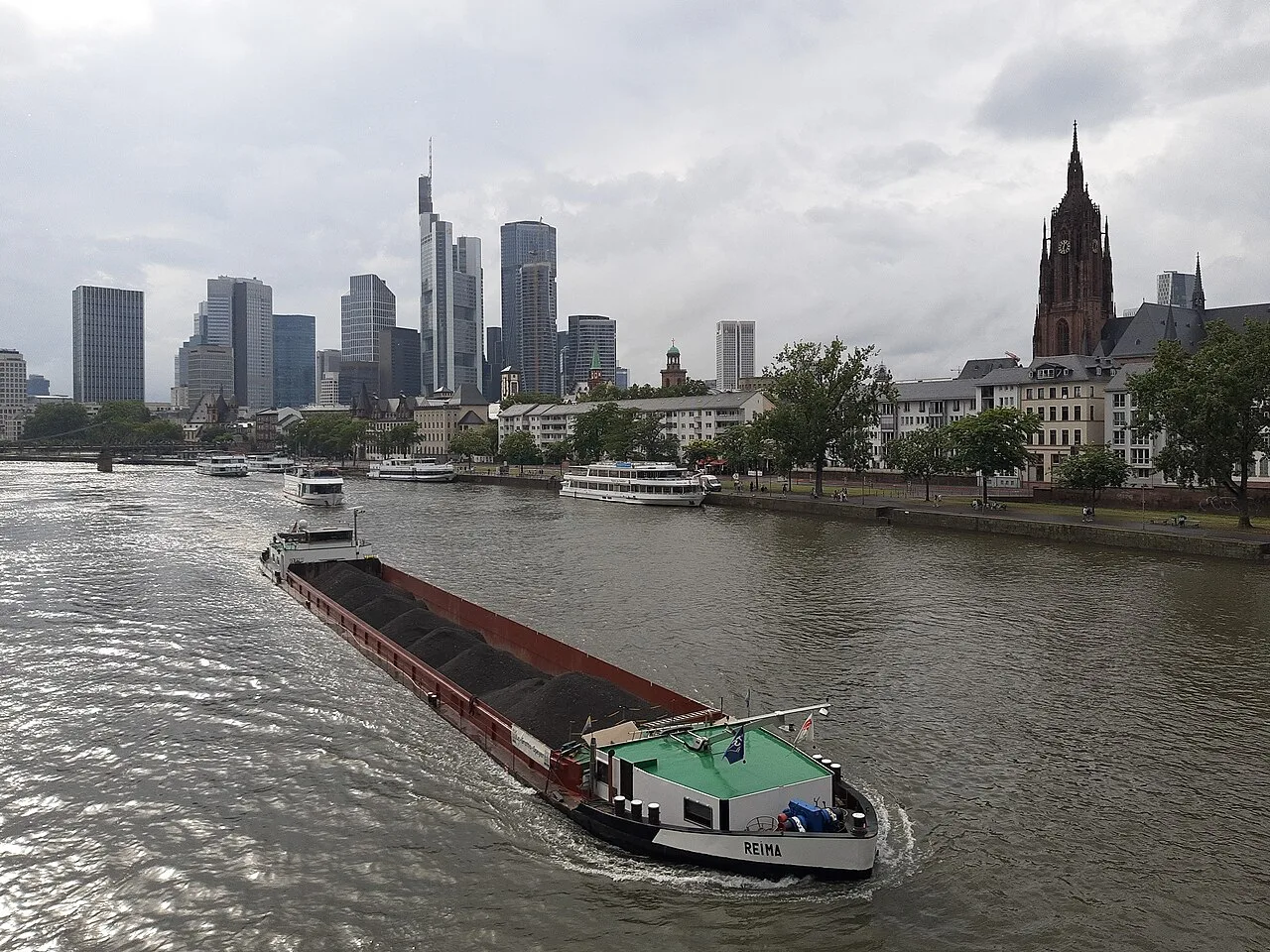 Frankfurt city view